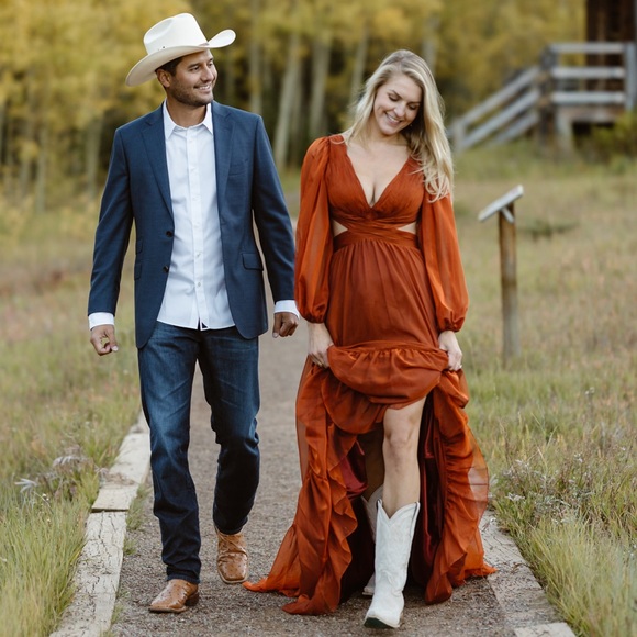 Mac Duggal Blouson Sleeve Tiered Open Back Dress - Picture 10 of 12